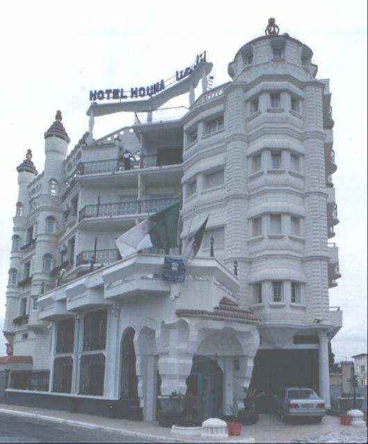 Houna El Ferdaous Hotel Oran Exterior photo